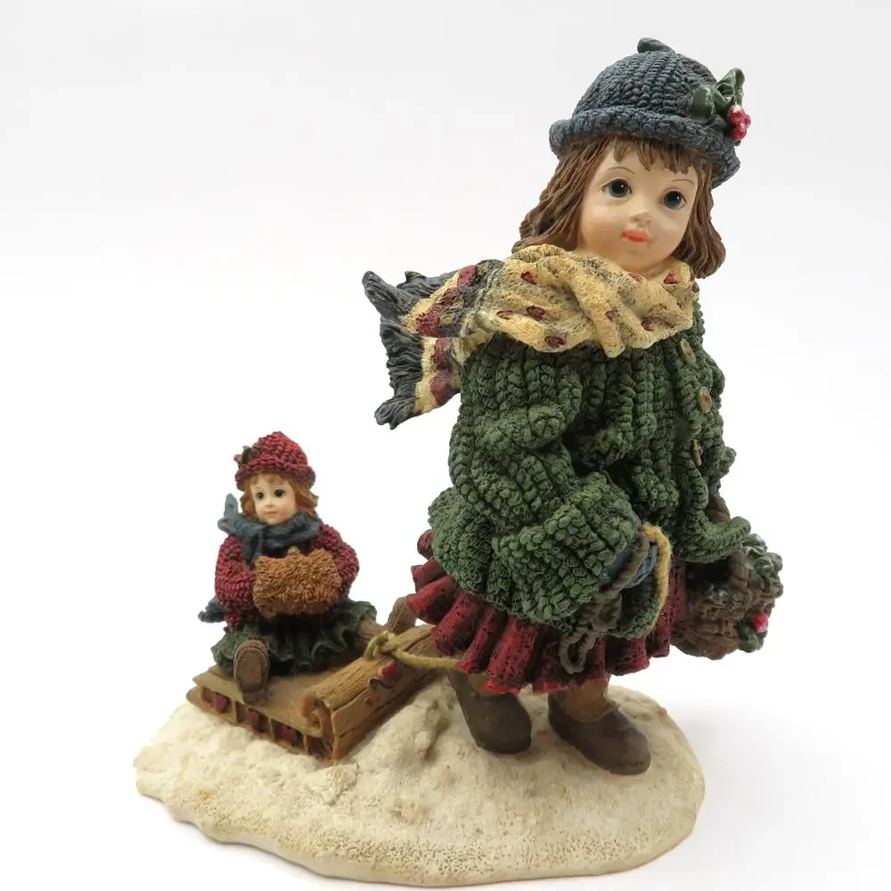 Yesterday's Child Courtney w/ Phoebe Over the River Dollstone Collection Figure